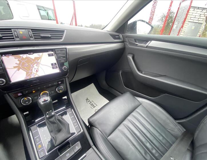 Škoda Superb 12
