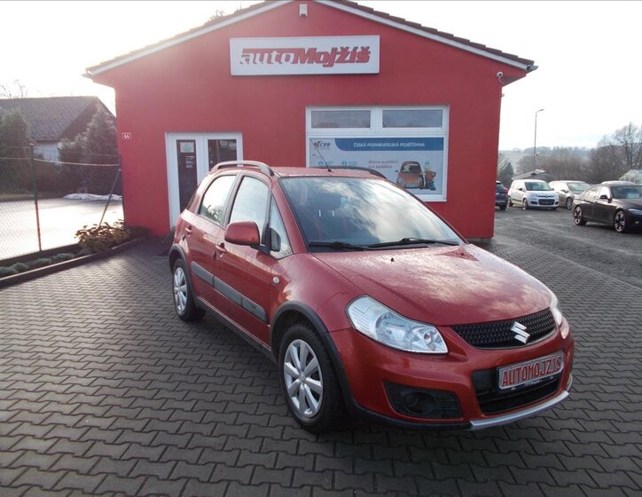 Suzuki SX4 Hatchback 1,6 l 88 kw