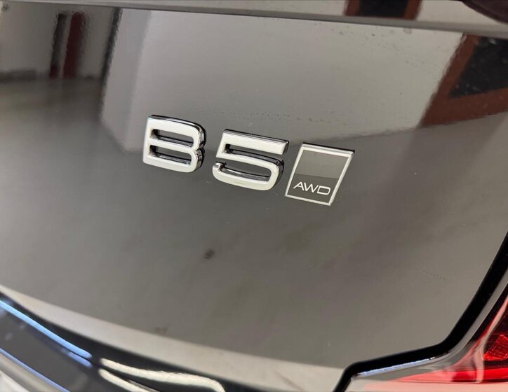 Volvo XC90 SUV 2,0 l 184 kw