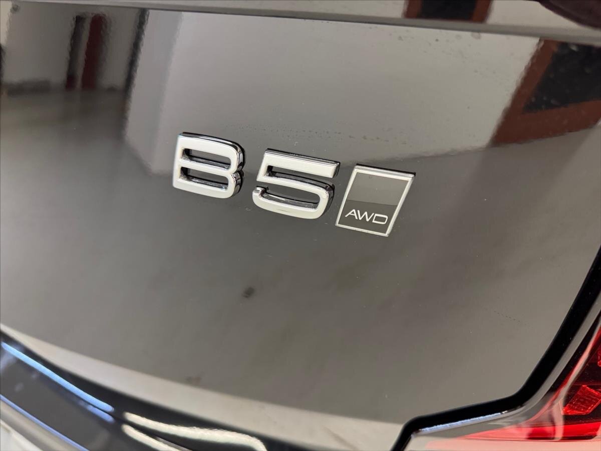 Volvo XC90 SUV 2,0 l 184 kw