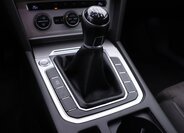 Volkswagen Passat Kombi 1,6 l 88 kw