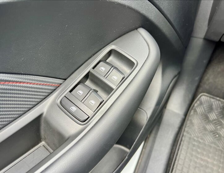 MG ZS Hatchback 1,5 l 78 kw