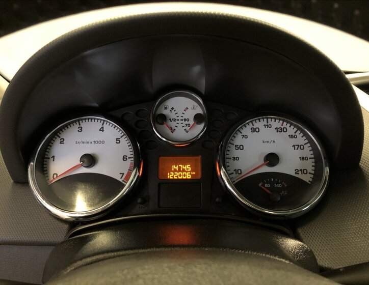 Peugeot 207 Kombi 1,4 l 70 kw