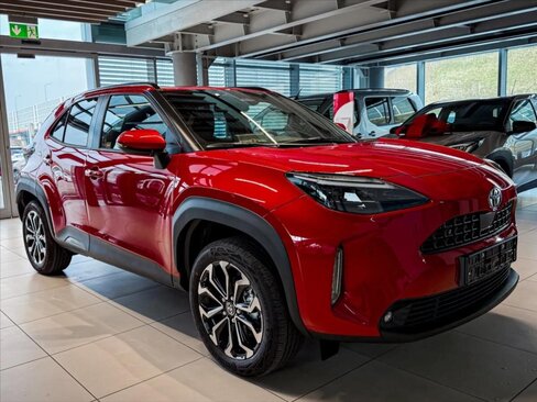 Toyota Yaris Cross SUV 1,5 l 85 kw