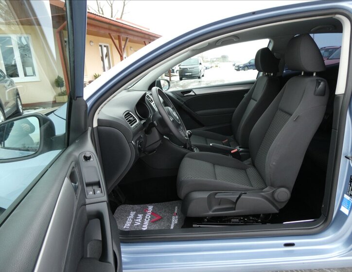 Volkswagen Golf Hatchback 1,4 l 59 kw