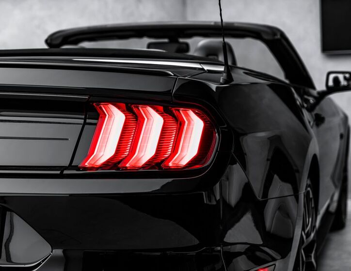 Ford Mustang 12