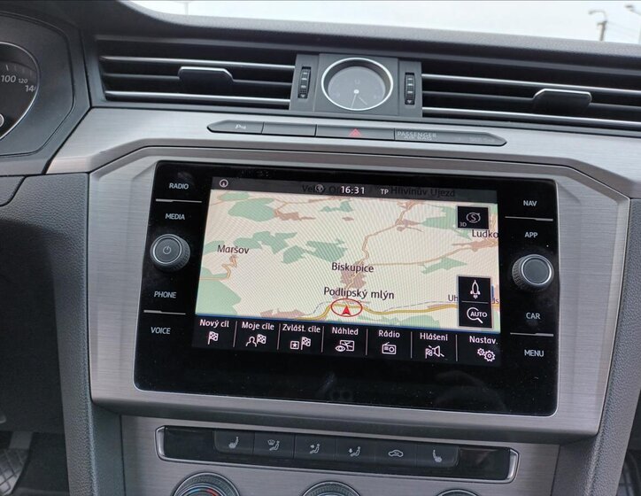 Volkswagen Passat Kombi 2,0 l 110 kw