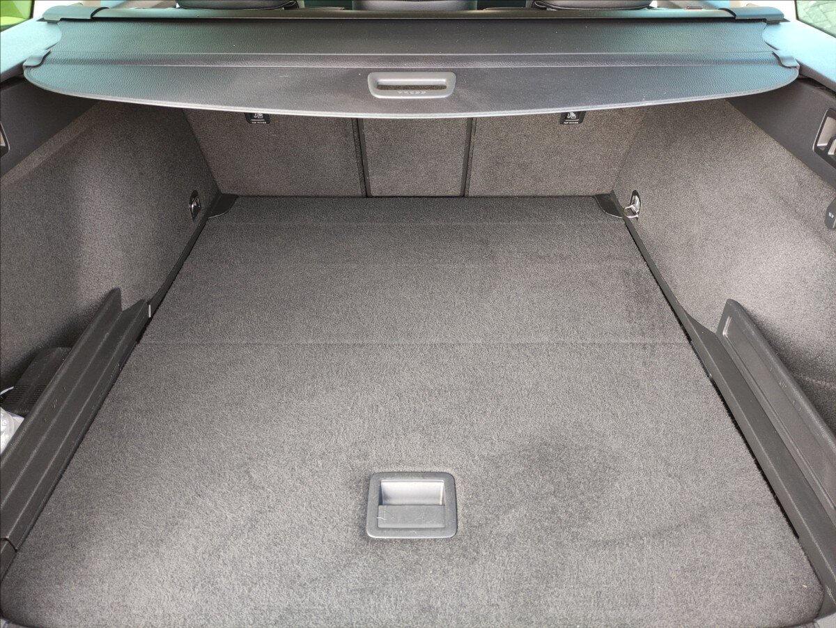 Volkswagen Passat Kombi 2,0 l 110 kw