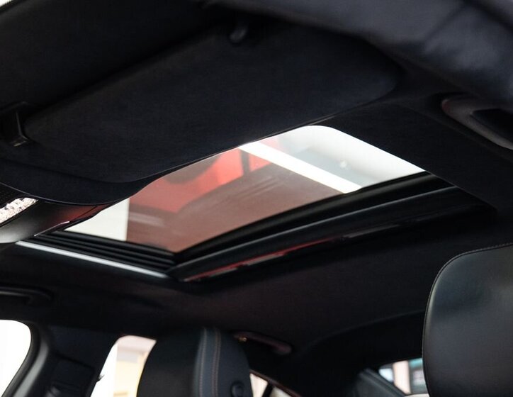 Mercedes-Benz CLS Sedan 3,0 l 320 kw