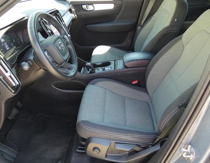 Volvo XC40 17