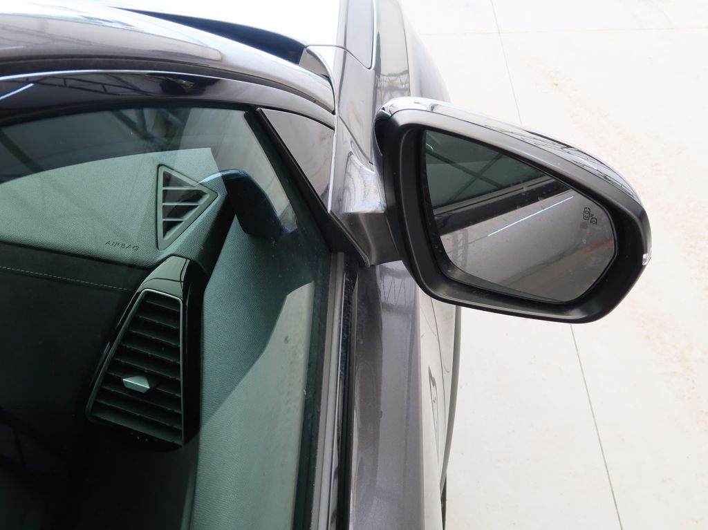 DS Automobiles DS7 Crossback