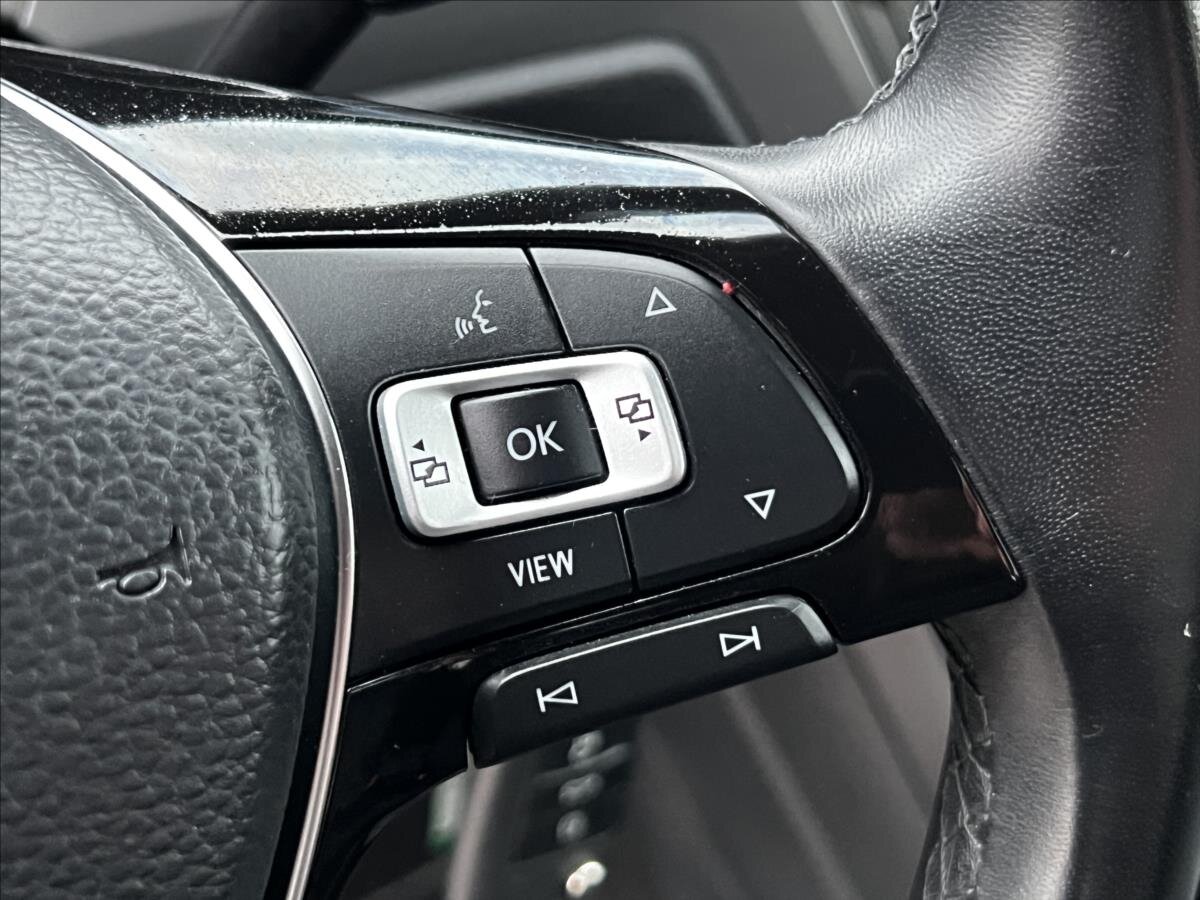 Volkswagen Touran Kombi 1,6 l 85 kw