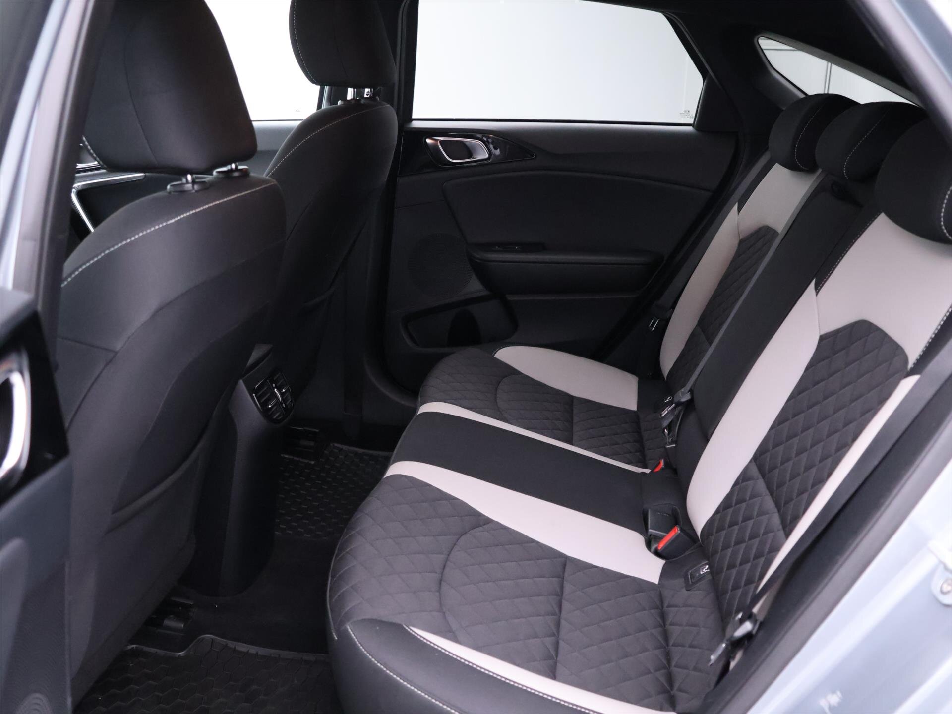 KIA ProCeed Kombi 1,4 l 103 kw