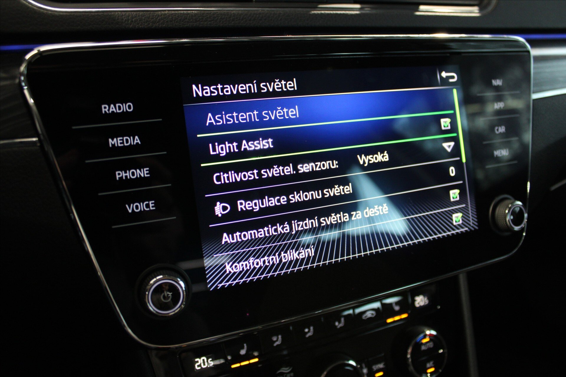 Škoda Superb Ostatní 2,0 l 110 kw