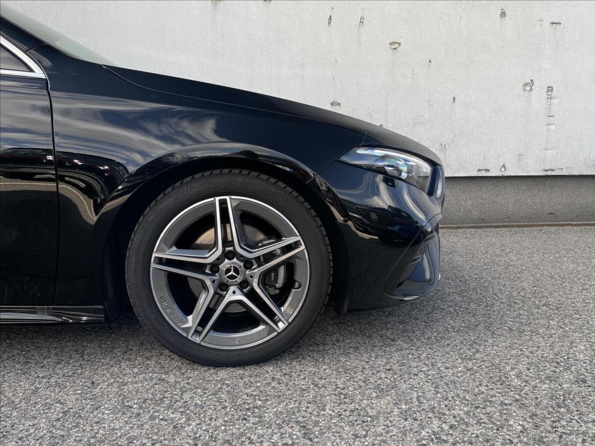 Mercedes-Benz Třídy A Sedan 2,0 l 110 kw