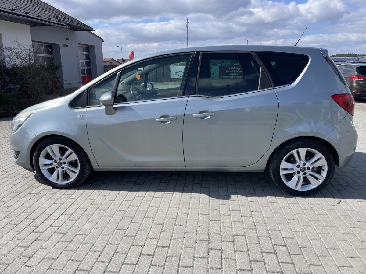 Opel Meriva MPV 1,4 l 88 kw