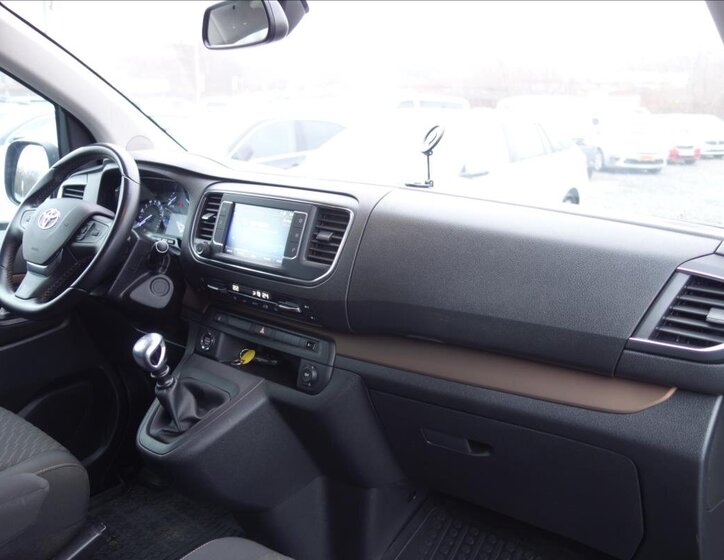 Toyota ProAce Verso MPV 2,0 l 110 kw