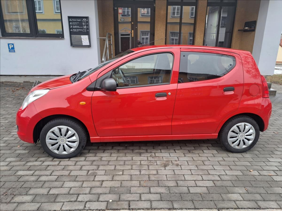 Suzuki Alto Hatchback 996,0 50 kw