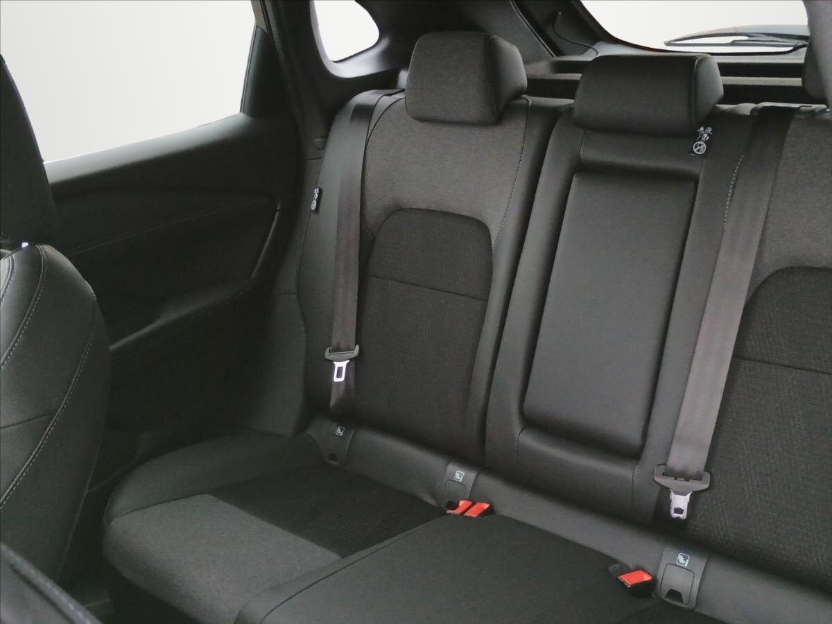 Nissan Qashqai SUV 1,3 l 116 kw