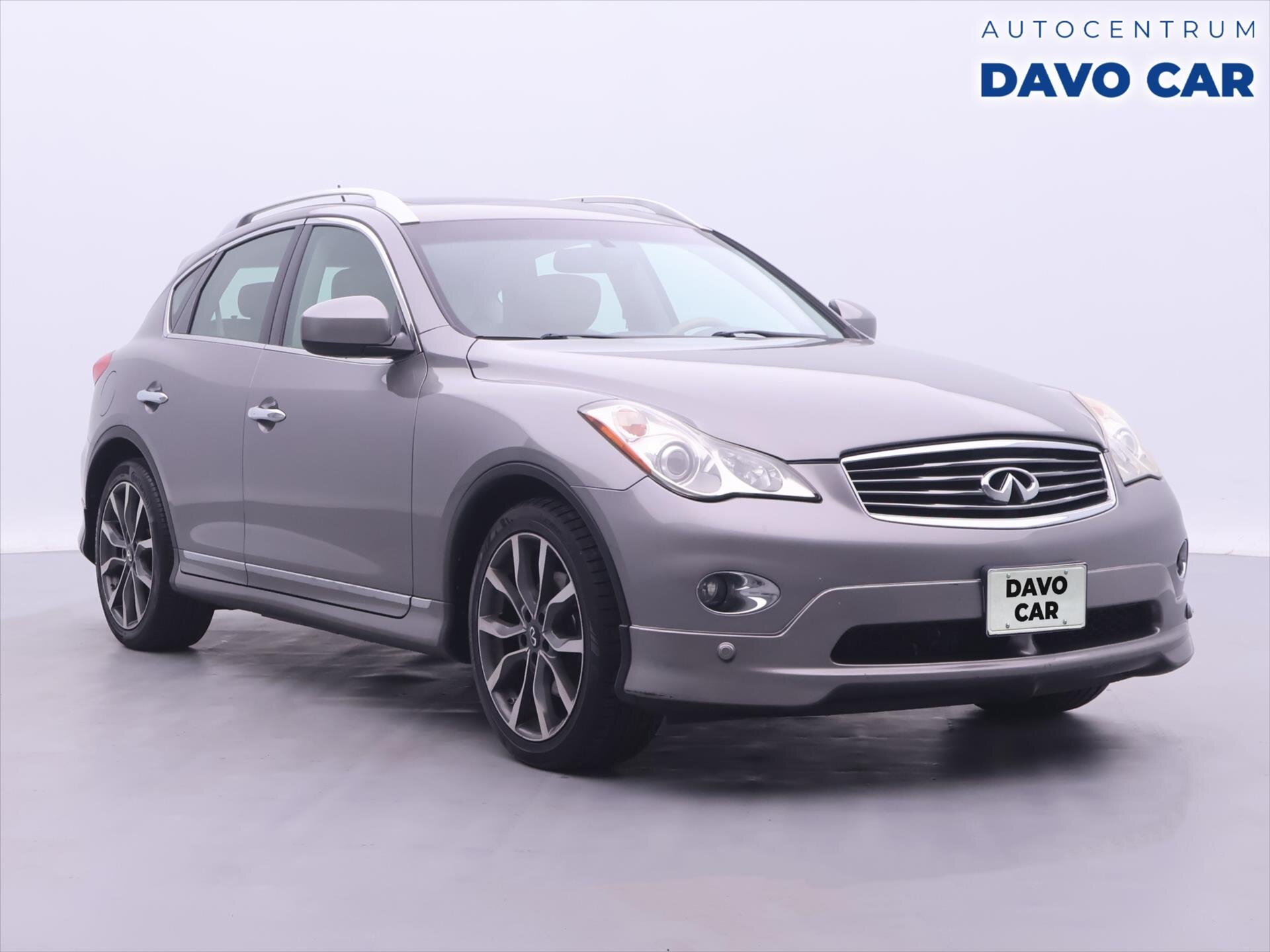 Infiniti EX35 SUV / Terénní 3,5 l 212 kw