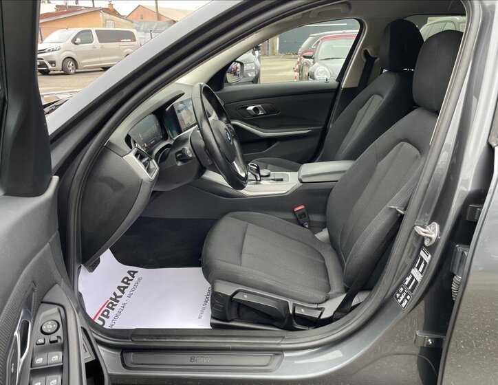 BMW Řada 3 24