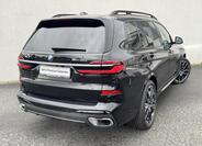 BMW X7 2