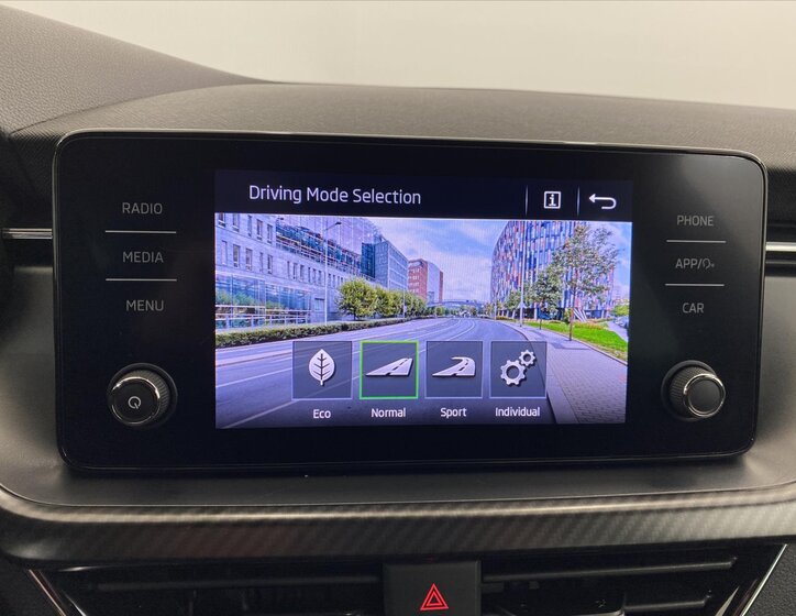 Škoda Scala Hatchback 1,5 l 110 kw