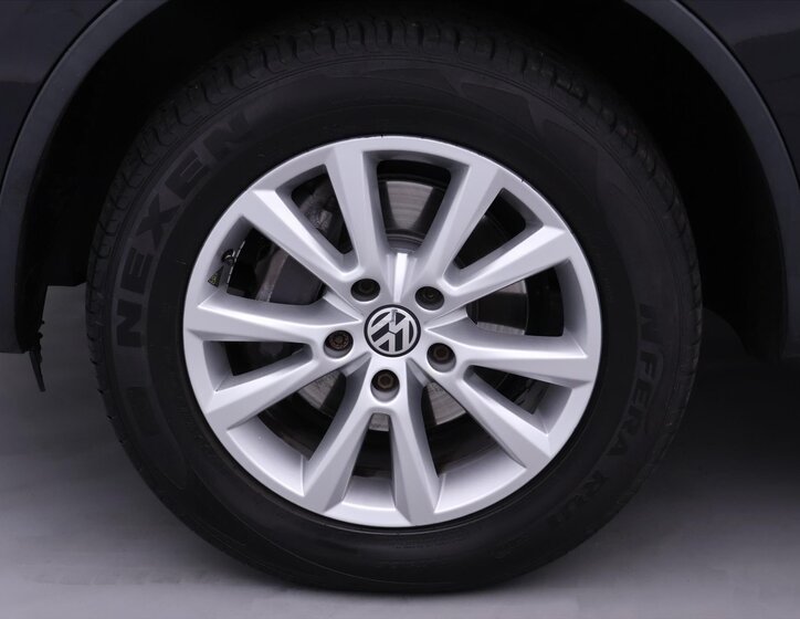 Volkswagen Touareg SUV / Terénní 3,0 l 193 kw