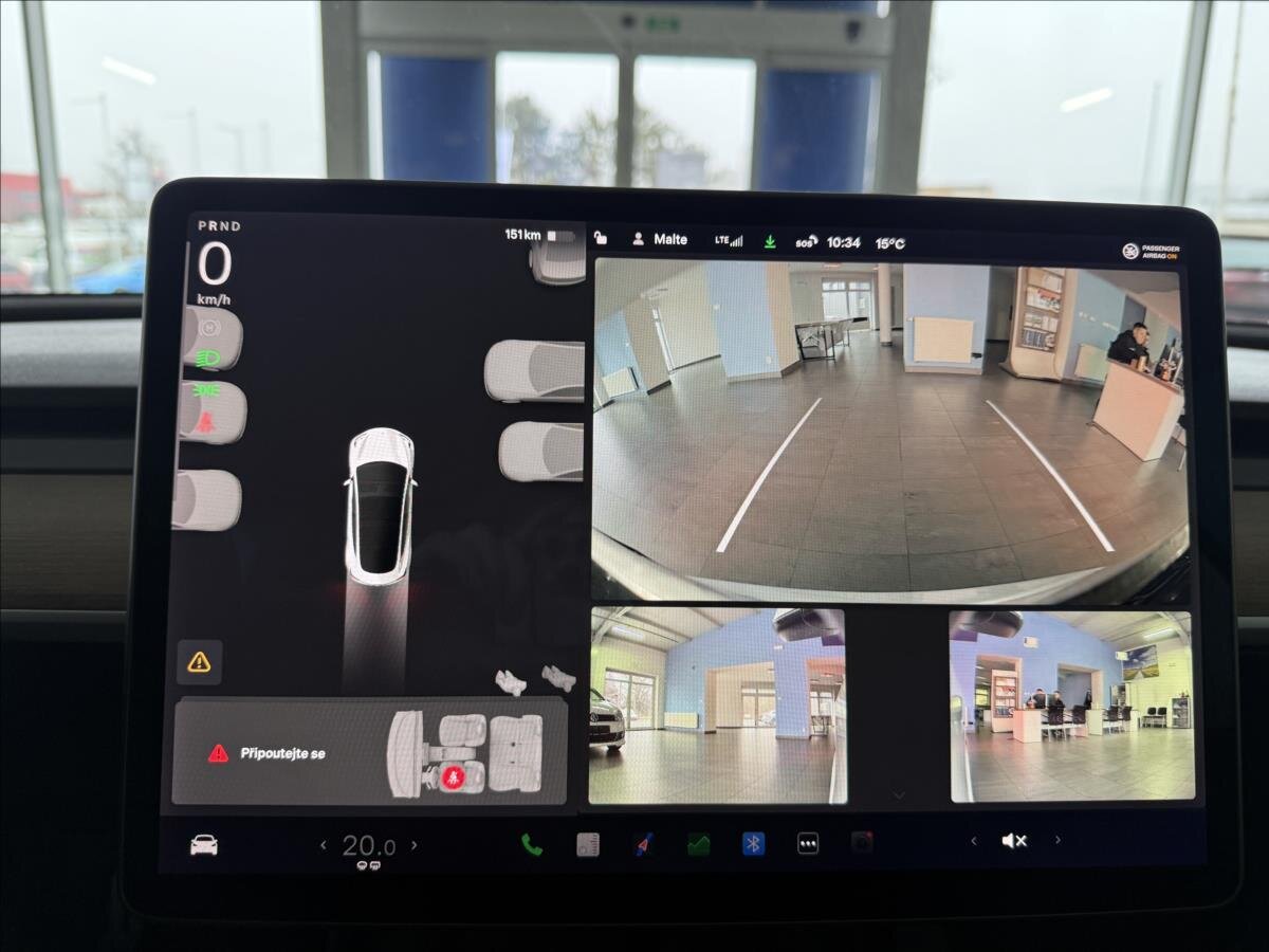 Tesla Model 3 Sedan / Limuzína 0,0 377 kw