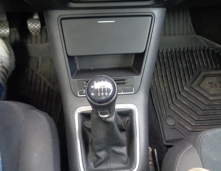 Volkswagen Tiguan Kombi 2,0 l 103 kw