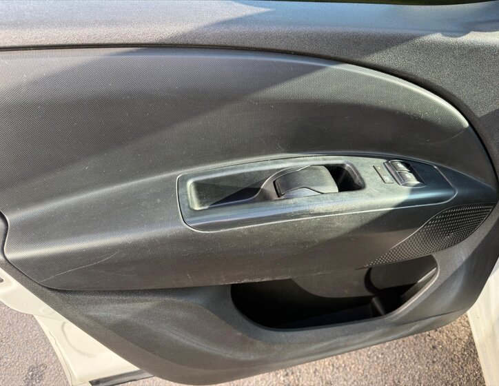 Opel Combo VAN / Minibus 1,4 l 88 kw