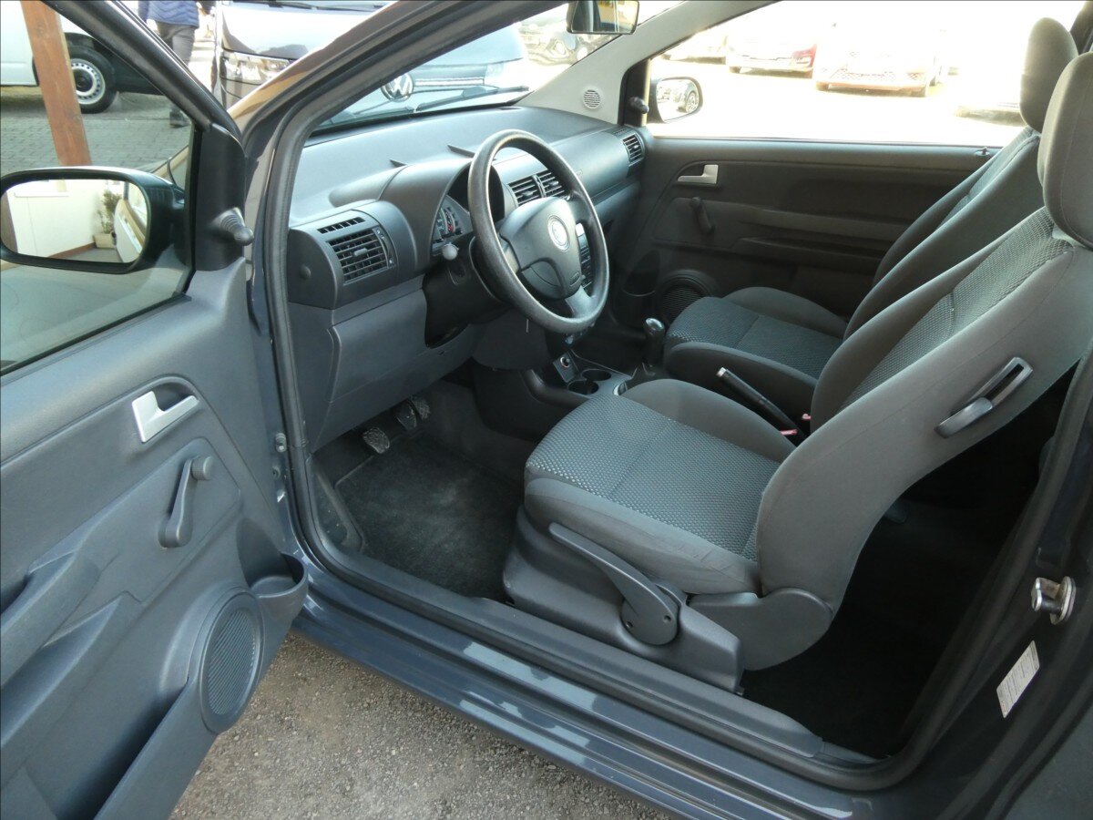 Volkswagen Fox Hatchback 1,2 l 40 kw