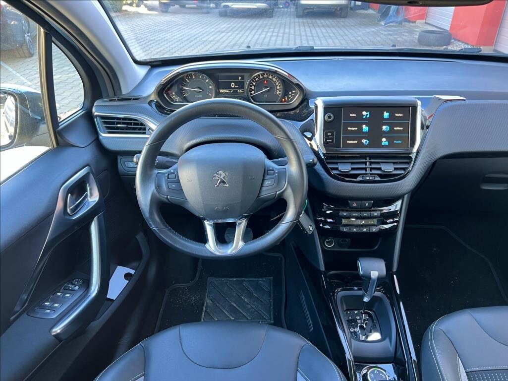 Peugeot 2008 SUV / Terénní 1,2 l 81 kw