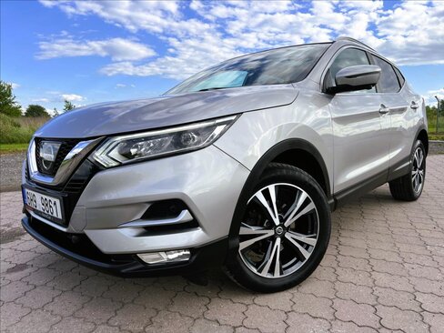 Nissan Qashqai SUV / Terénní 1,6 l 120 kw