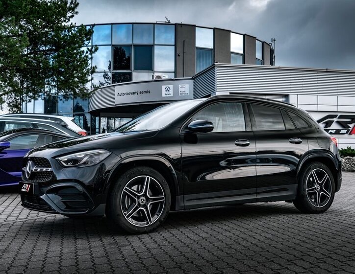 Mercedes-Benz GLA SUV 2,0 l 110 kw