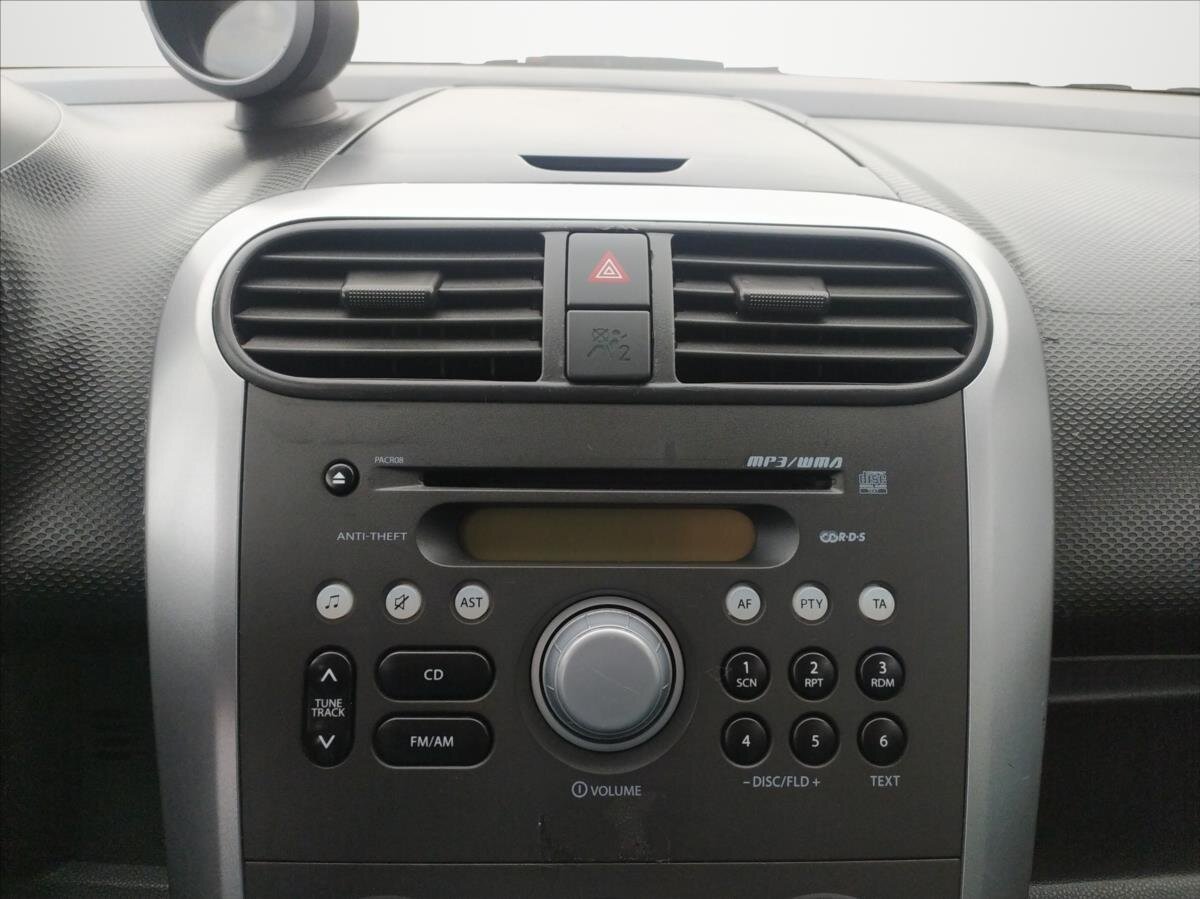 Suzuki Splash Hatchback 1,2 l 63 kw