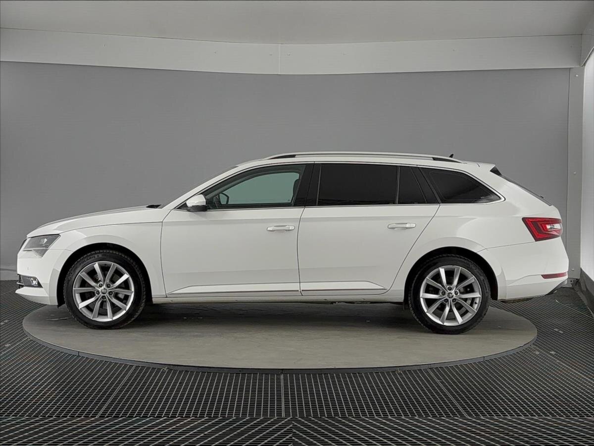 Škoda Superb Kombi 2,0 l 140 kw