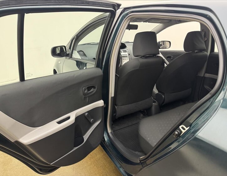 Toyota Yaris Hatchback 1,3 l 64 kw