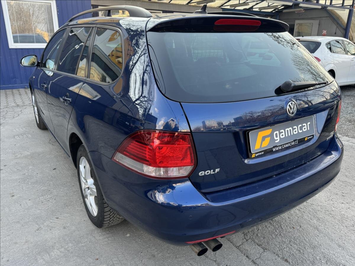Volkswagen Golf Kombi 1,6 l 77 kw