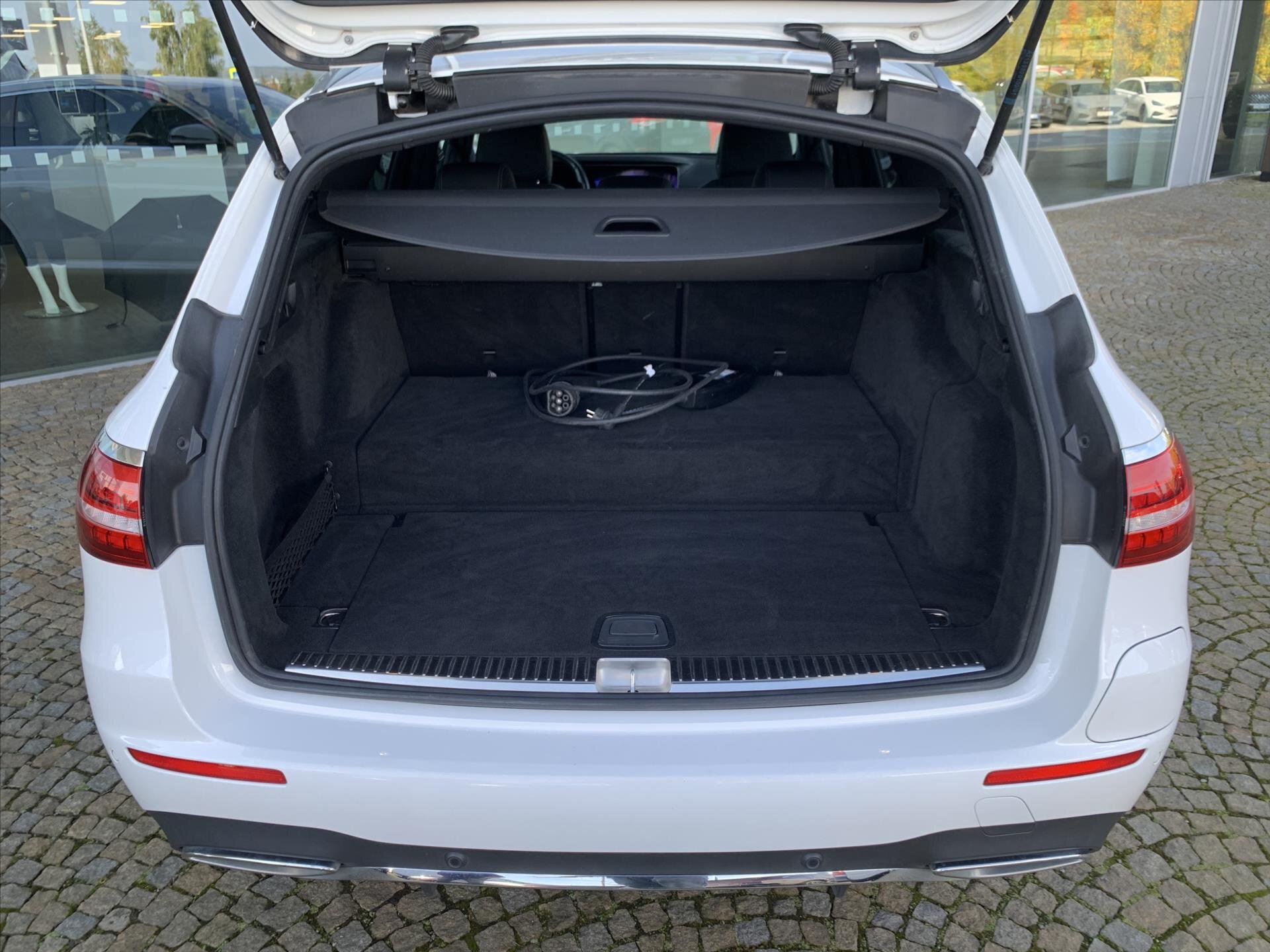 Mercedes-Benz Třídy E Kombi 2,0 l 143 kw