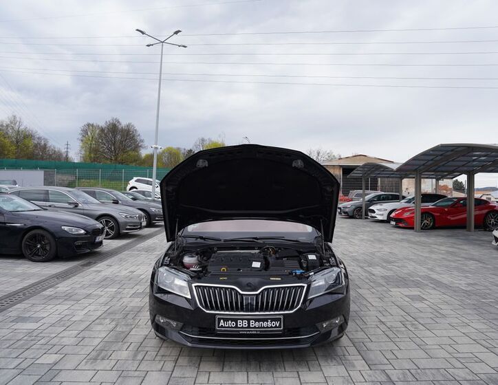 Škoda Superb Kombi 2,0 l 140 kw