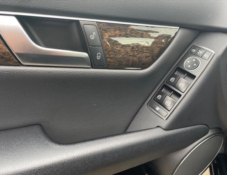 Mercedes-Benz Třídy C 15