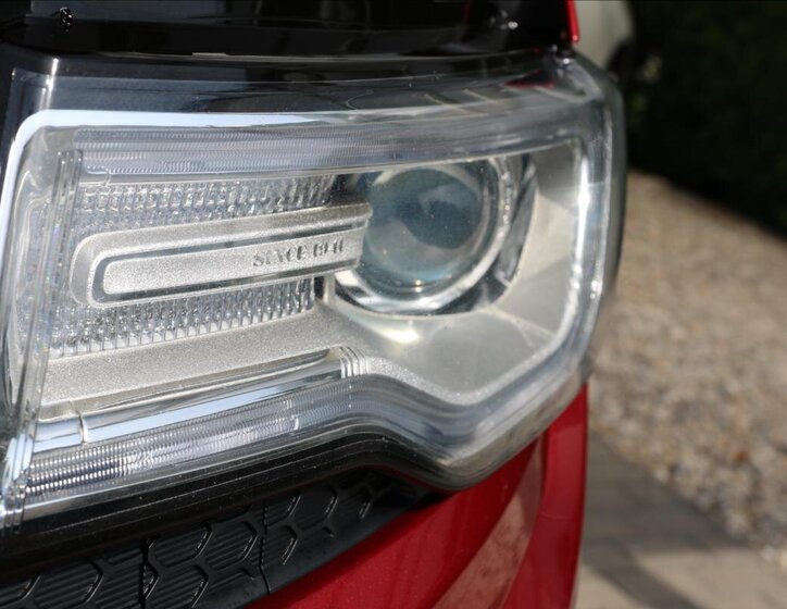 Jeep Grand Cherokee 48