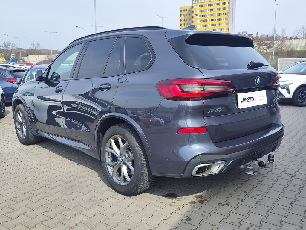 BMW X5 SUV / Terénní 3,0 l 250 kw