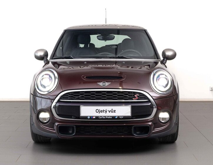 Mini Cooper Hatchback 2,0 l 141 kw