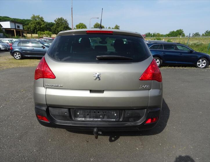 Peugeot 3008 8