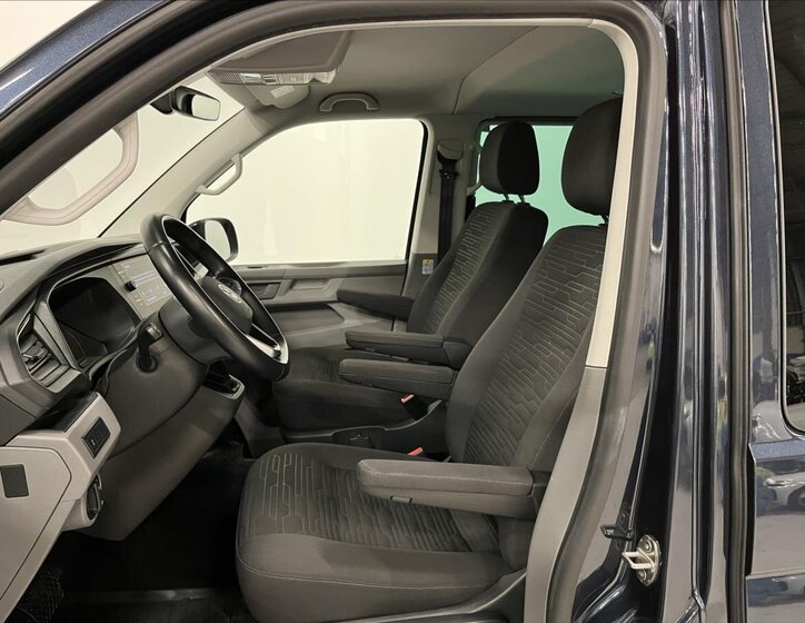 Volkswagen Caravelle Kombi 2,0 l 110 kw