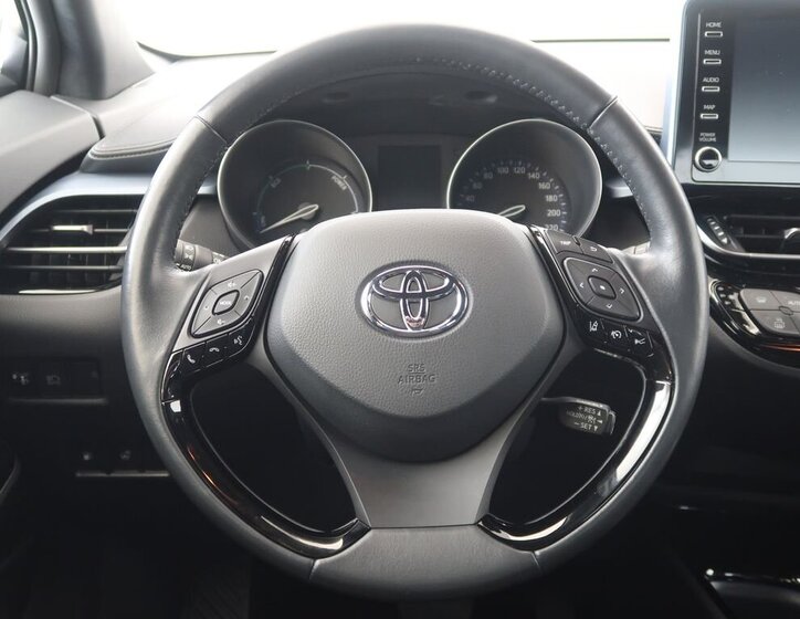 Toyota C-HR 16