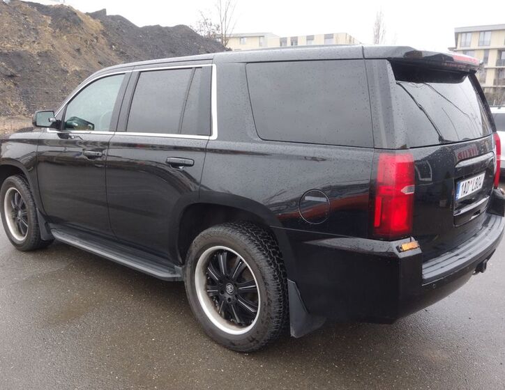 Chevrolet Tahoe 9