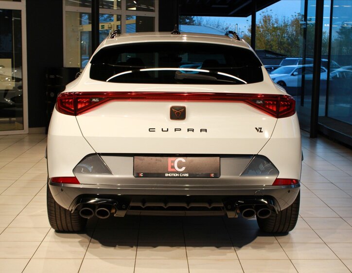 Cupra Formentor SUV / Terénní 2,0 l 228 kw